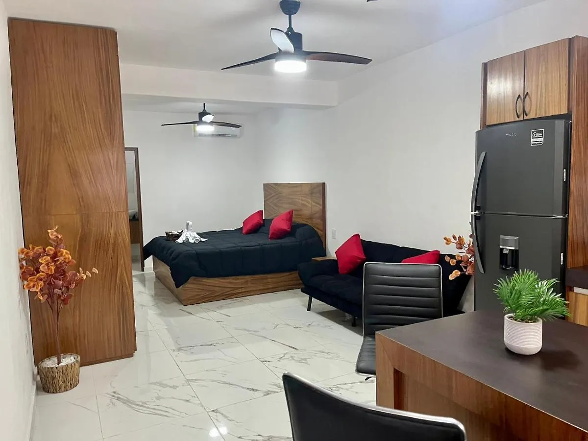Hotel Ahau Playa Playa del Carmen 5*,