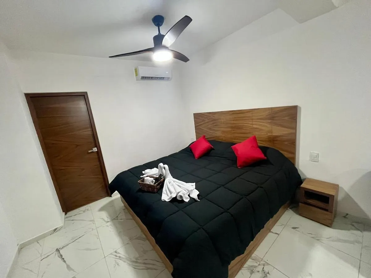 Hotel Ahau Playa Playa del Carmen