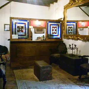 Hotel Ruinas Del Real